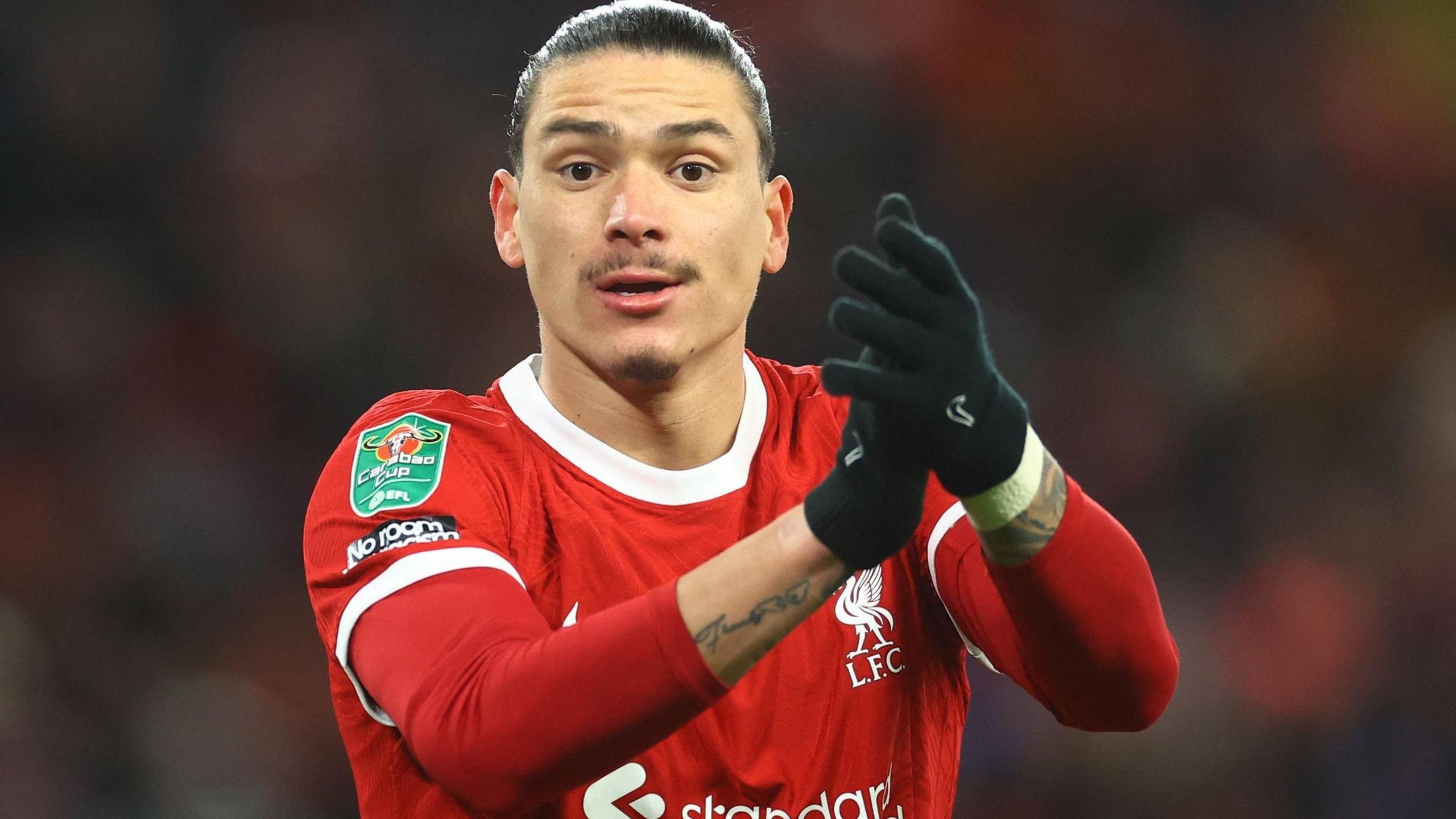 Nunez noi xau Liverpool hinh anh