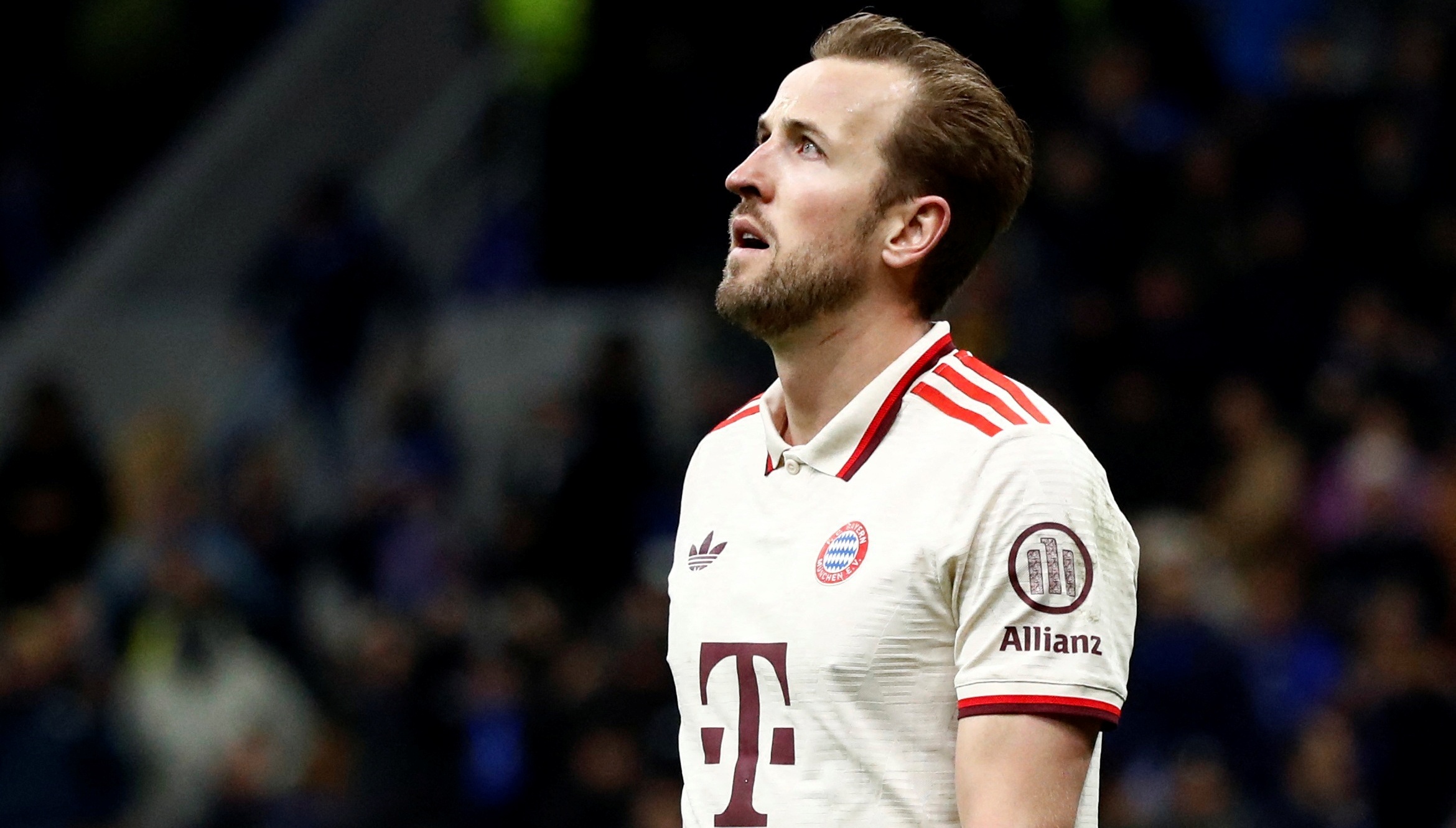 Kane vang mat tran Bayern co the dang quang hinh anh