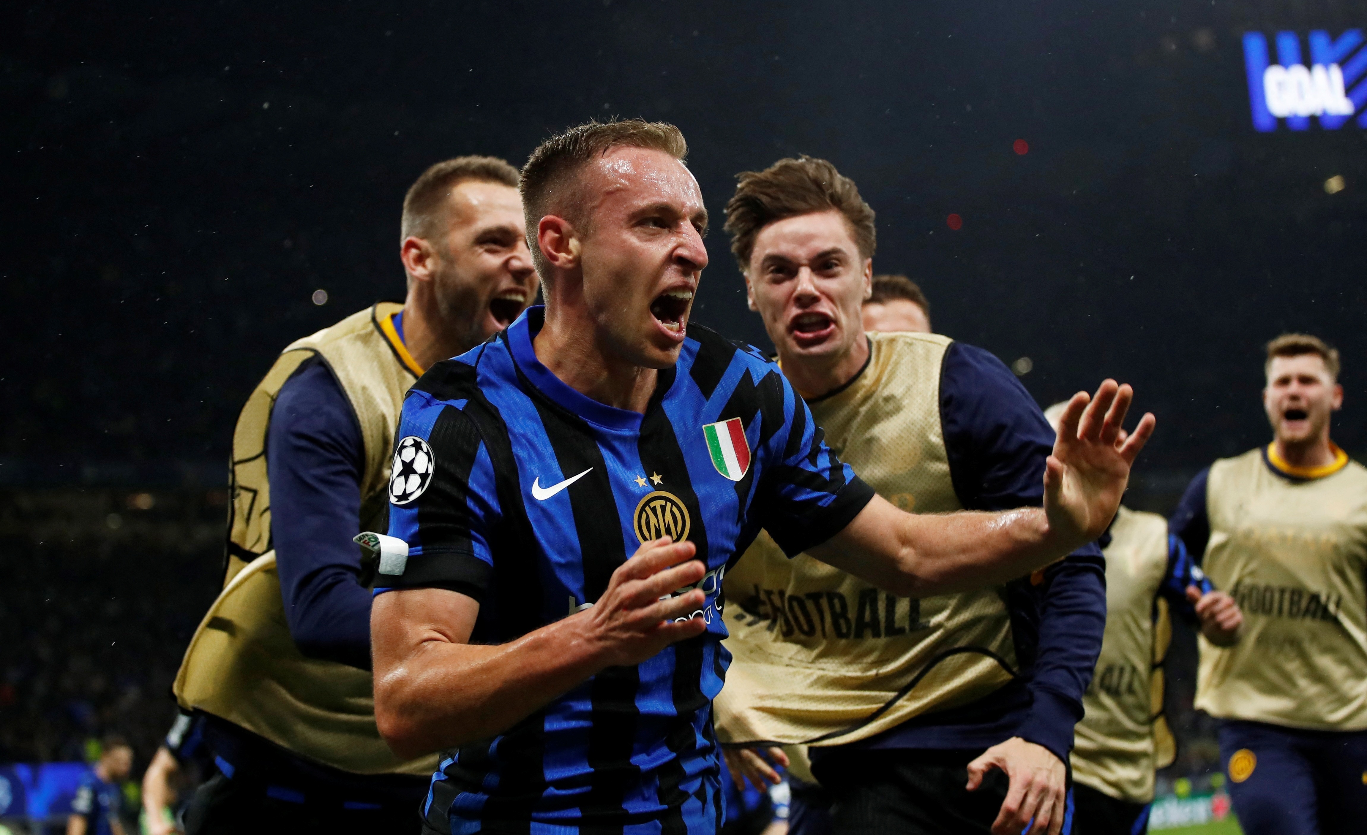 Nguoi hung Inter Milan suyt ngat hinh anh