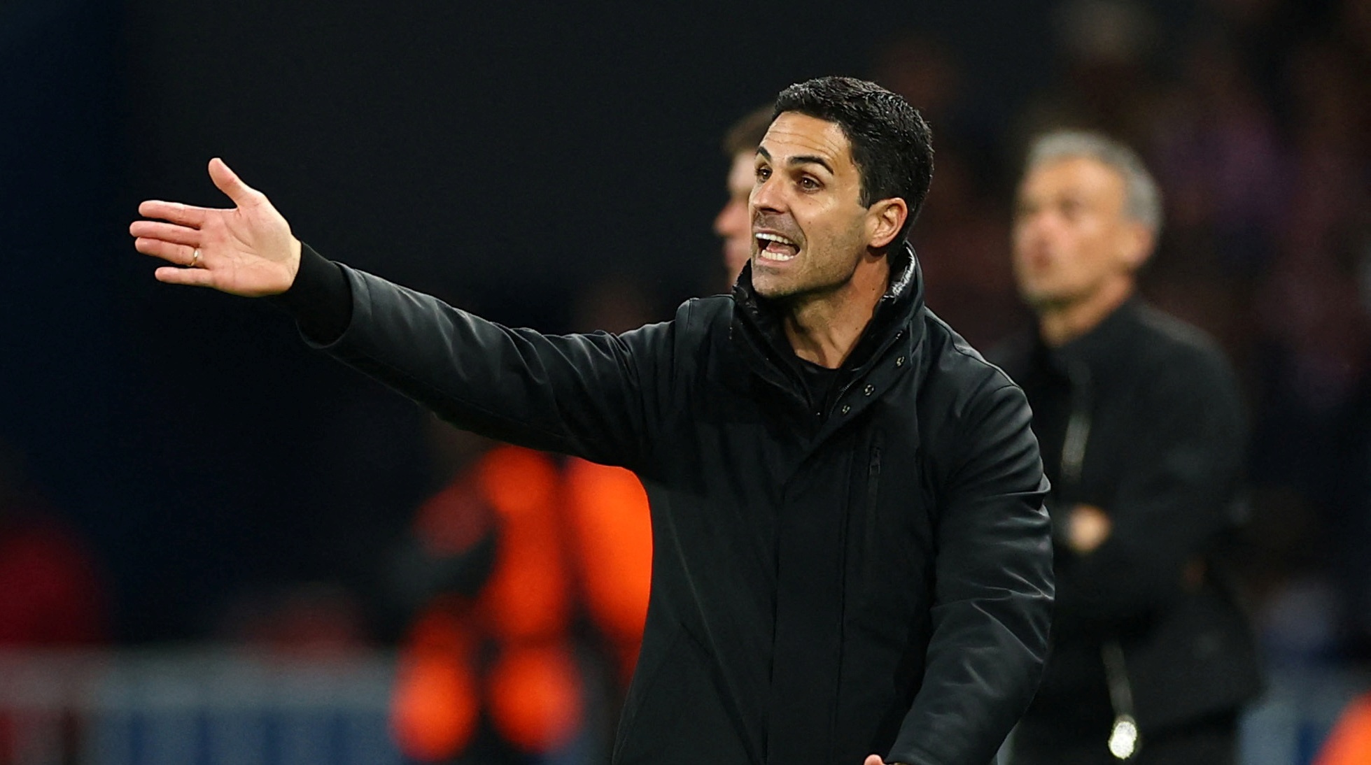 Fan Arsenal doi sa thai Arteta hinh anh