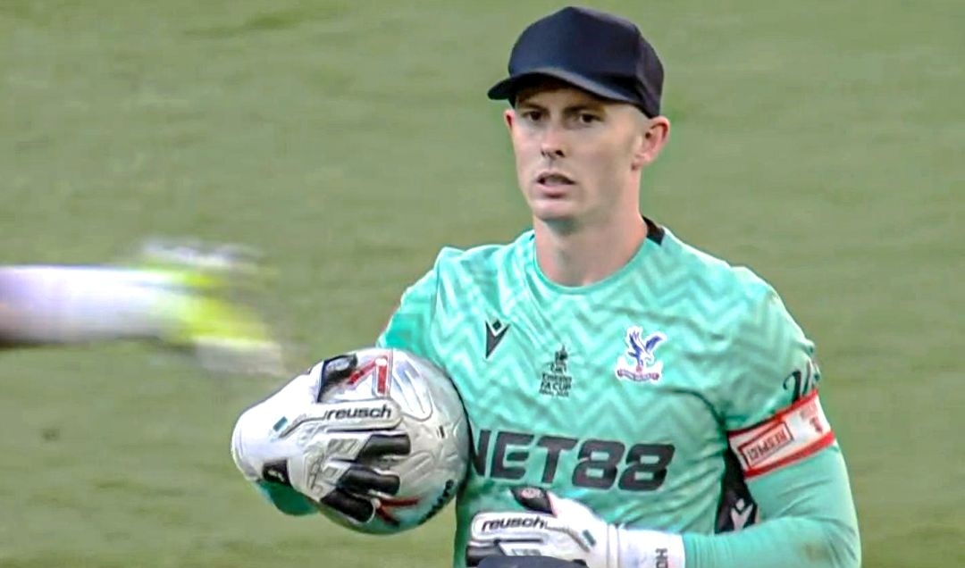 Hinh anh gay sot cua Dean Henderson hinh anh