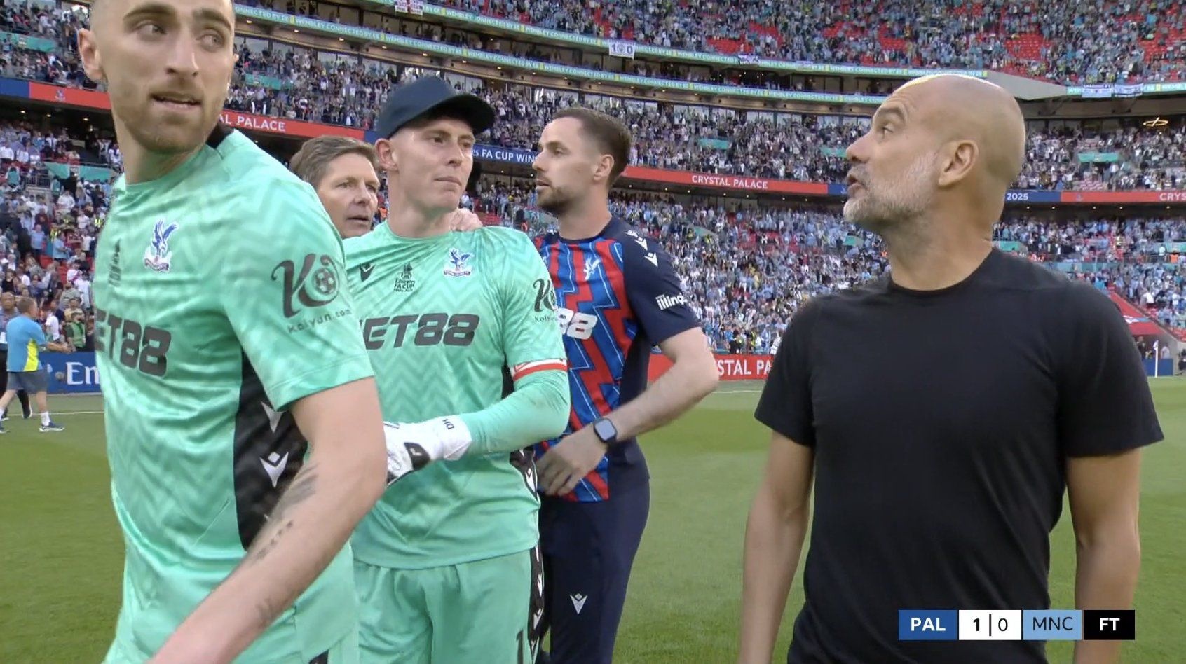 Guardiola mang Henderson hinh anh