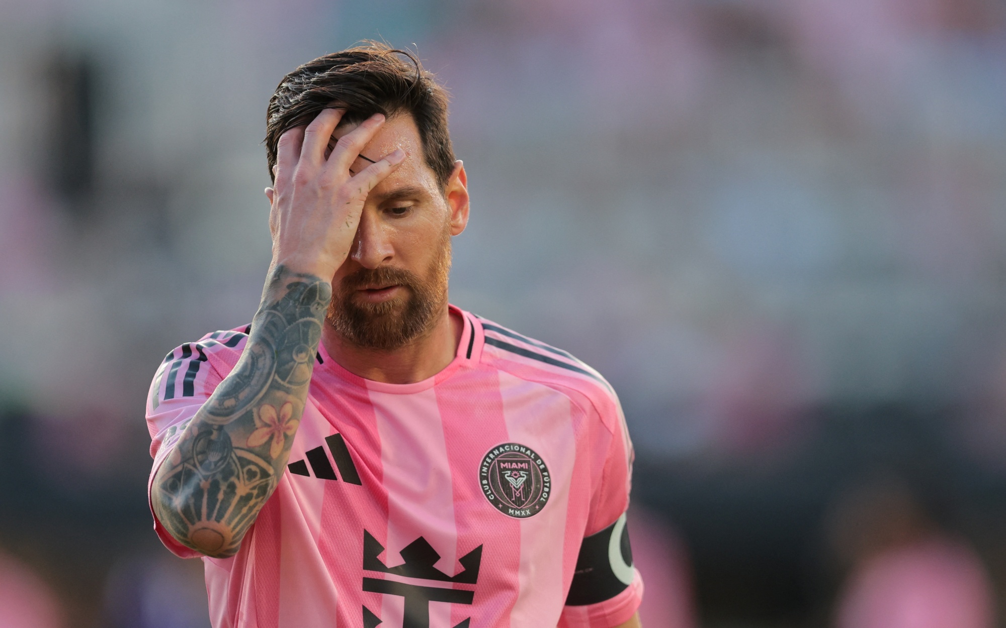 Tinh trang dang lo cua Messi hinh anh