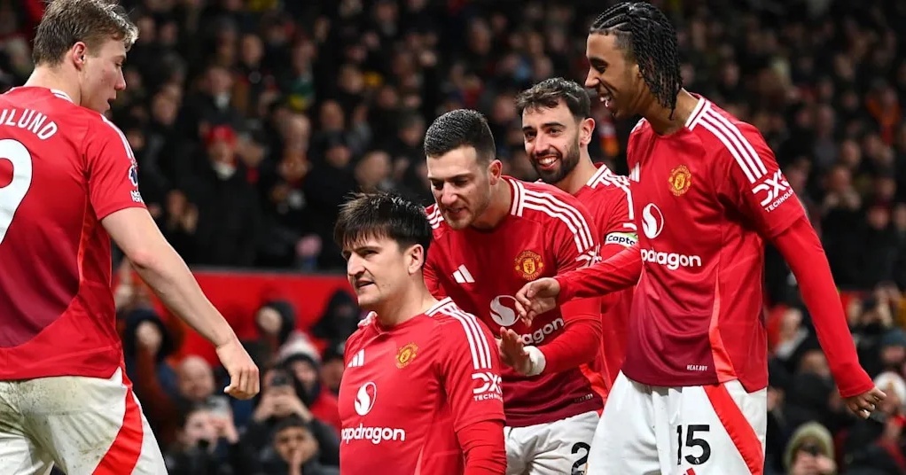 MU don 3 cau thu tro lai tran gap Tottenham hinh anh