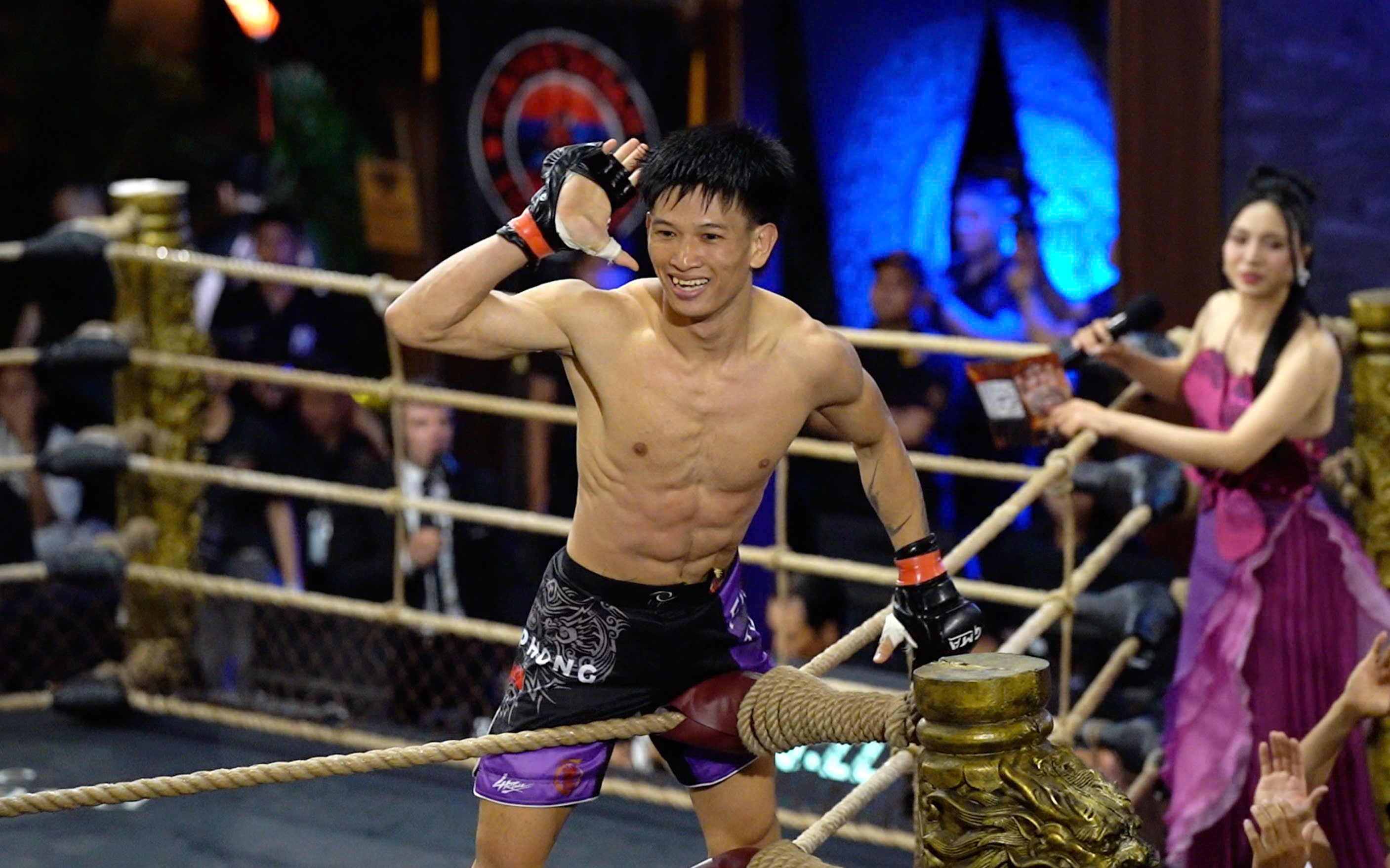 Bui Truong Sinh tung don hiem knock-out cao thu Campuchia tai GMA 05 hinh anh