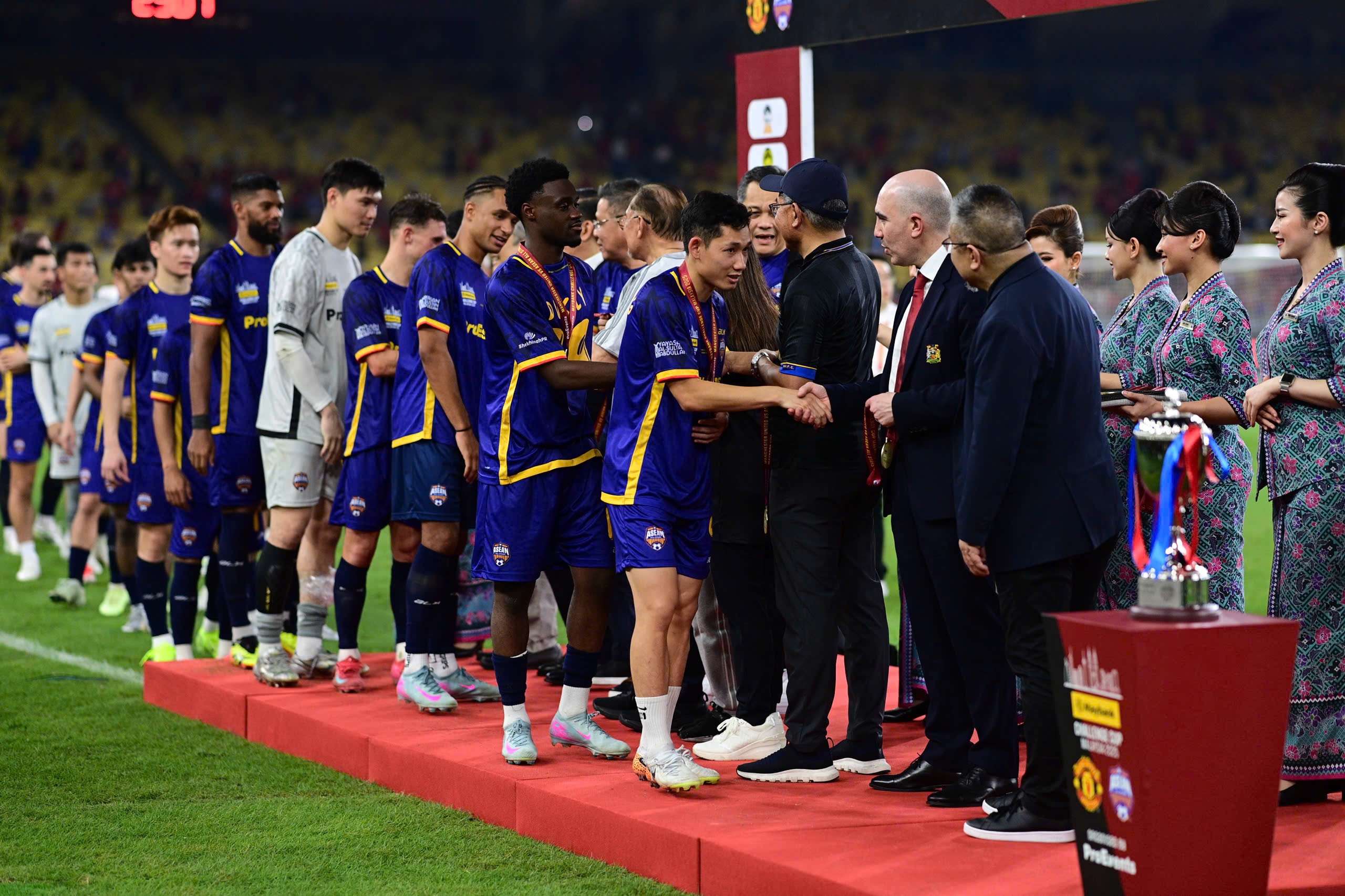 4 tuyen thu Viet Nam anh 1