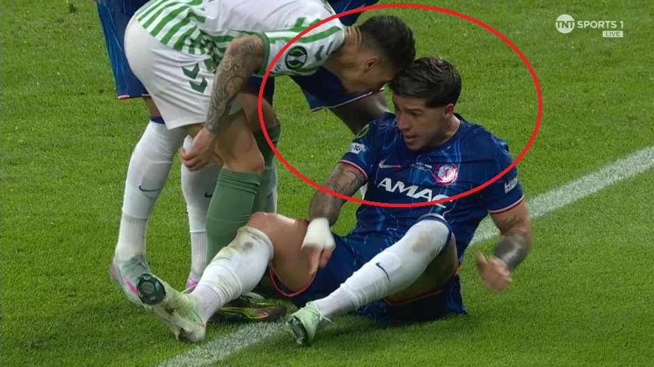 Antony mat kiem soat hinh anh