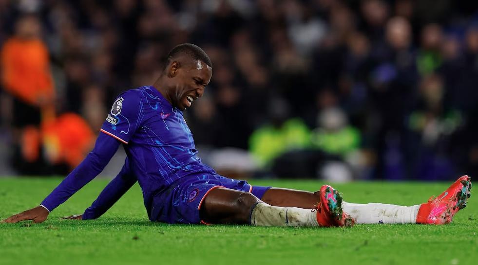 Dau cham het cho Nicolas Jackson hinh anh