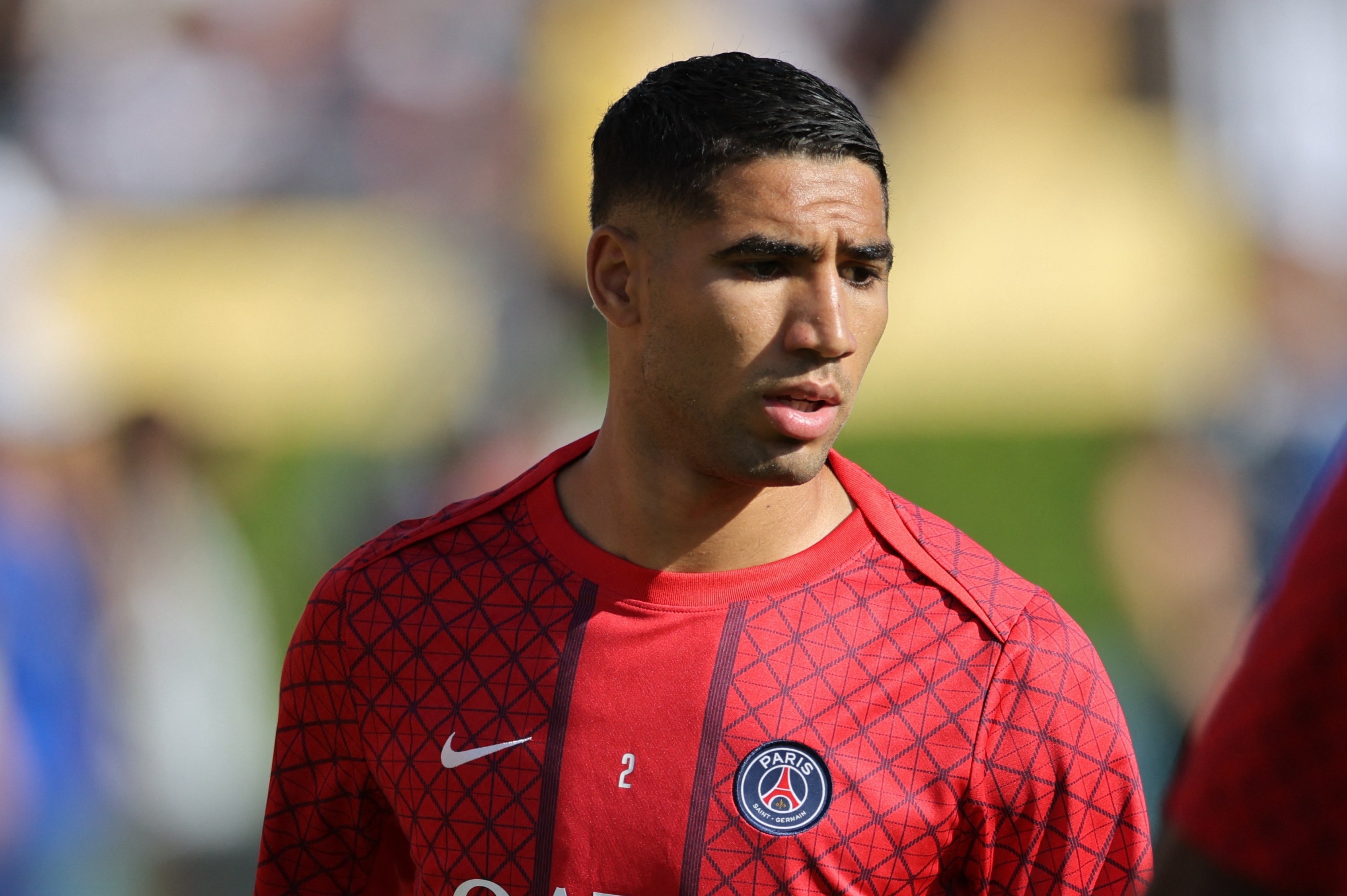 Nga mu truoc Hakimi hinh anh