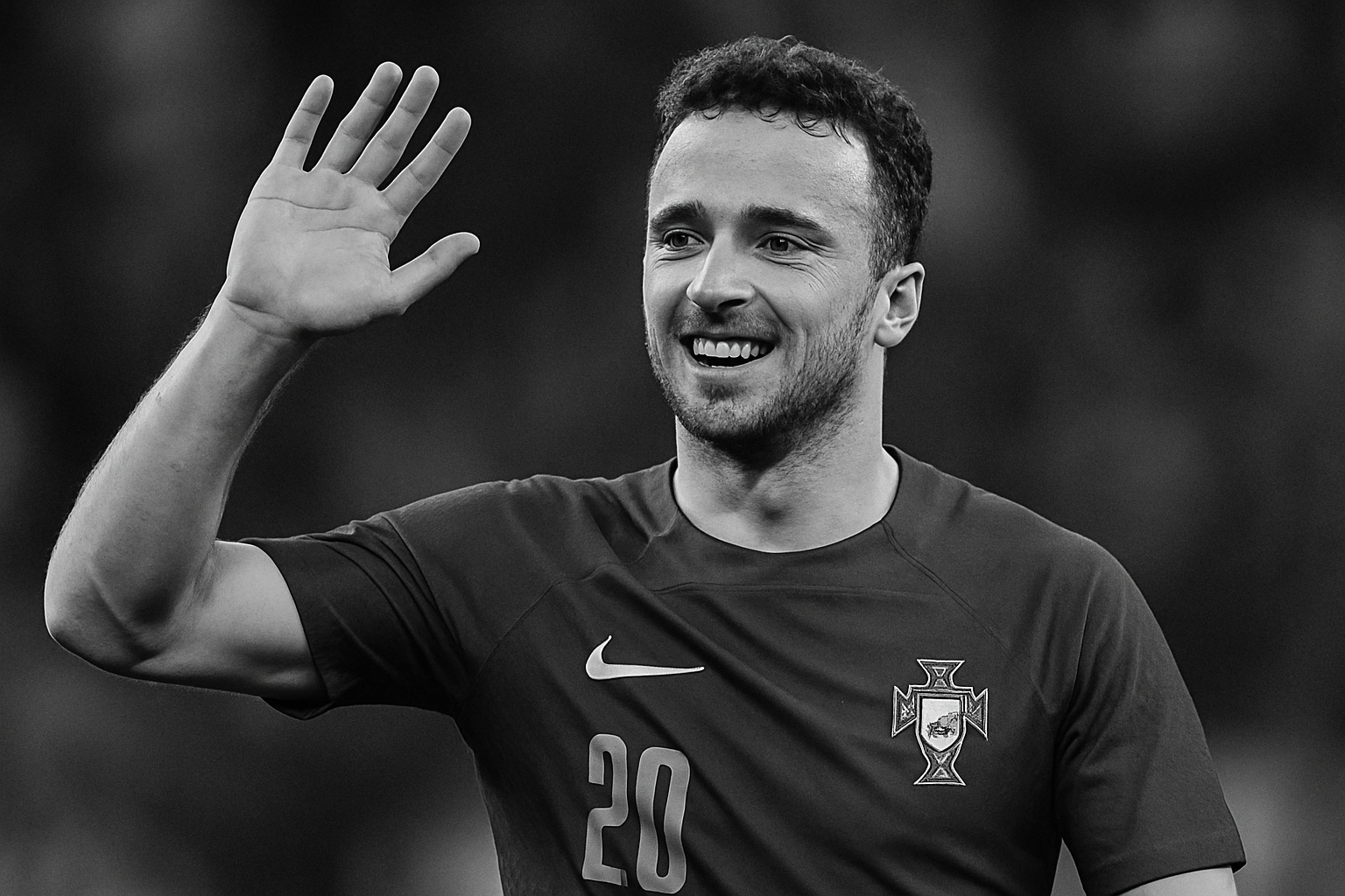 Jota qua doi, CDV keu goi treo ao so 20 hinh anh