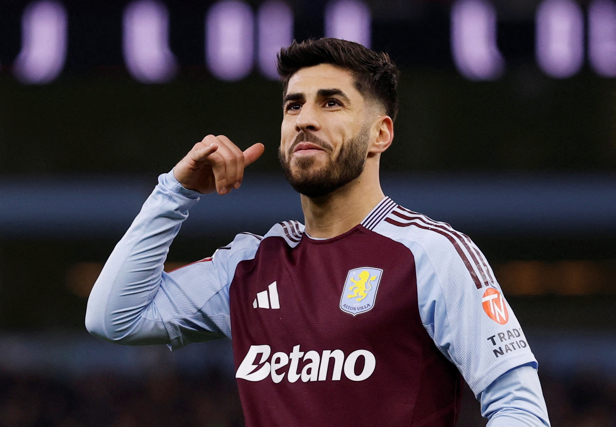 Asensio 'lat keo' Mourinho hinh anh