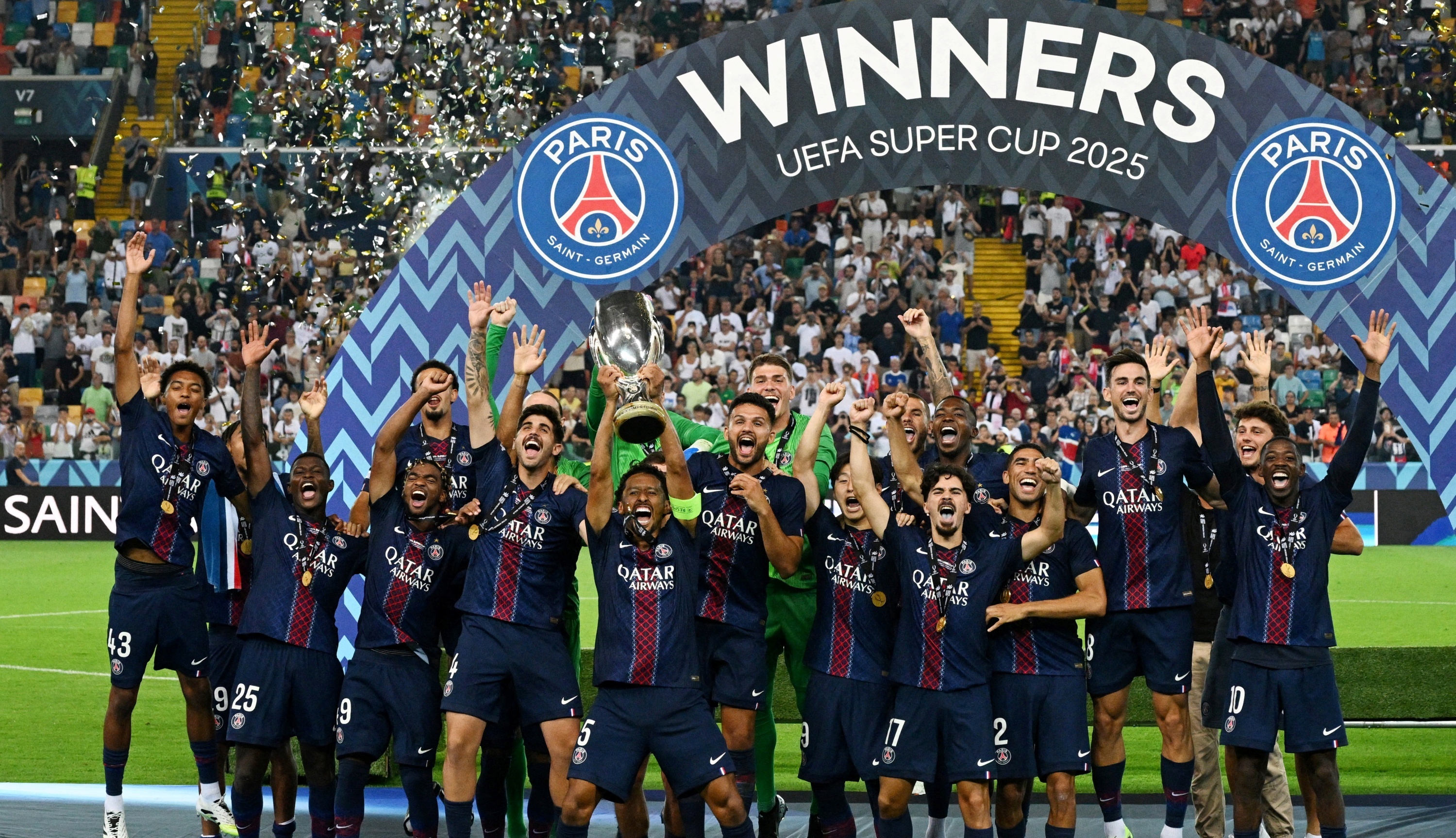 Sieu cup chau Au chuan bi roi luc dia gia hinh anh