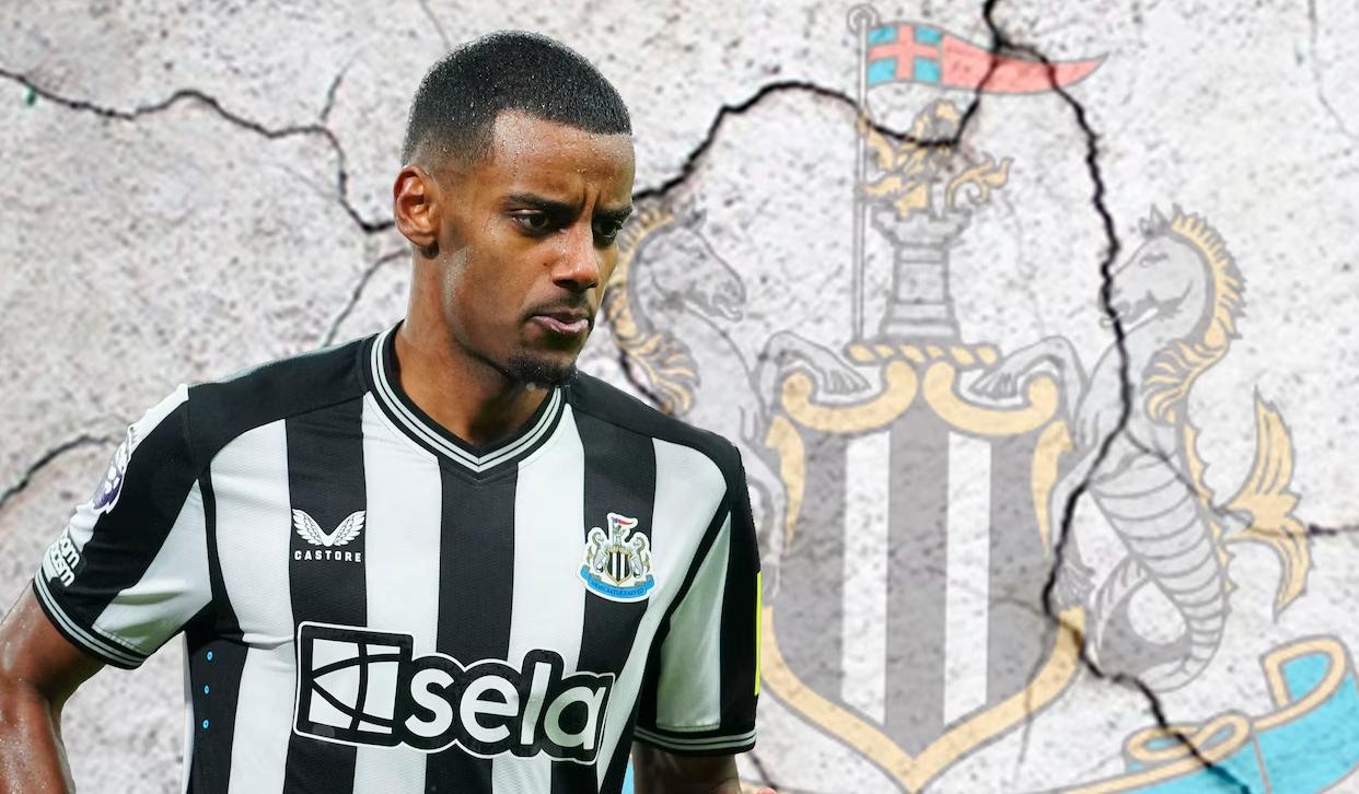 Dong thai gay chu y cua Isak hinh anh