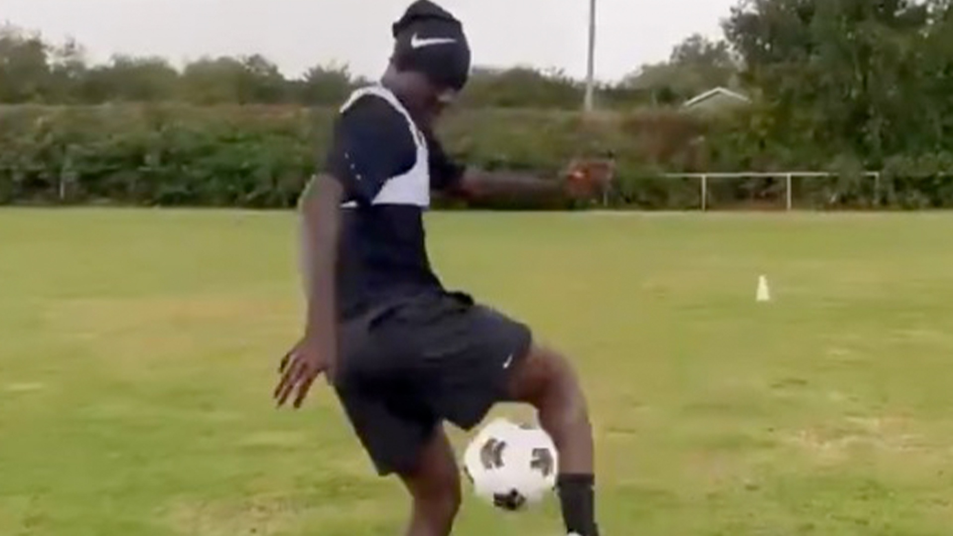 Mainoo gay sot hinh anh