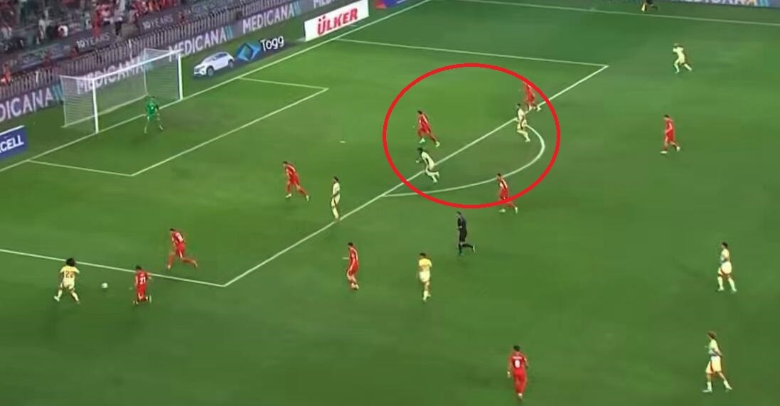 11 cau thu Tay Ban Nha cung tao nen ban thang hinh anh