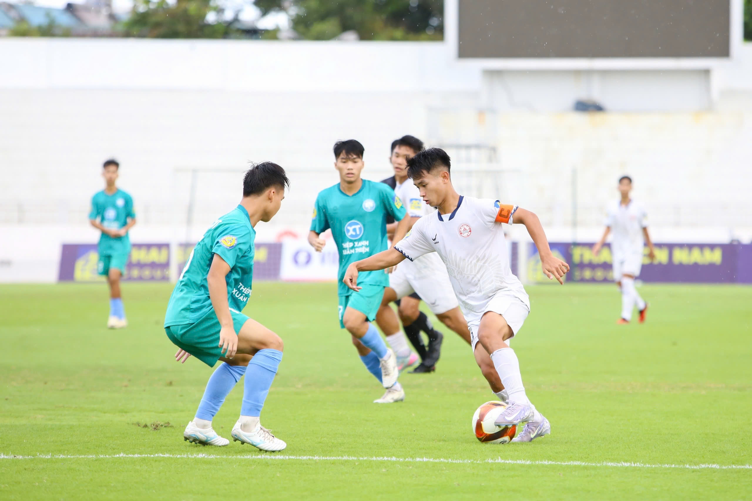 Xac dinh 4 cap tu ket VCK U17 Quoc gia 2025 hinh anh