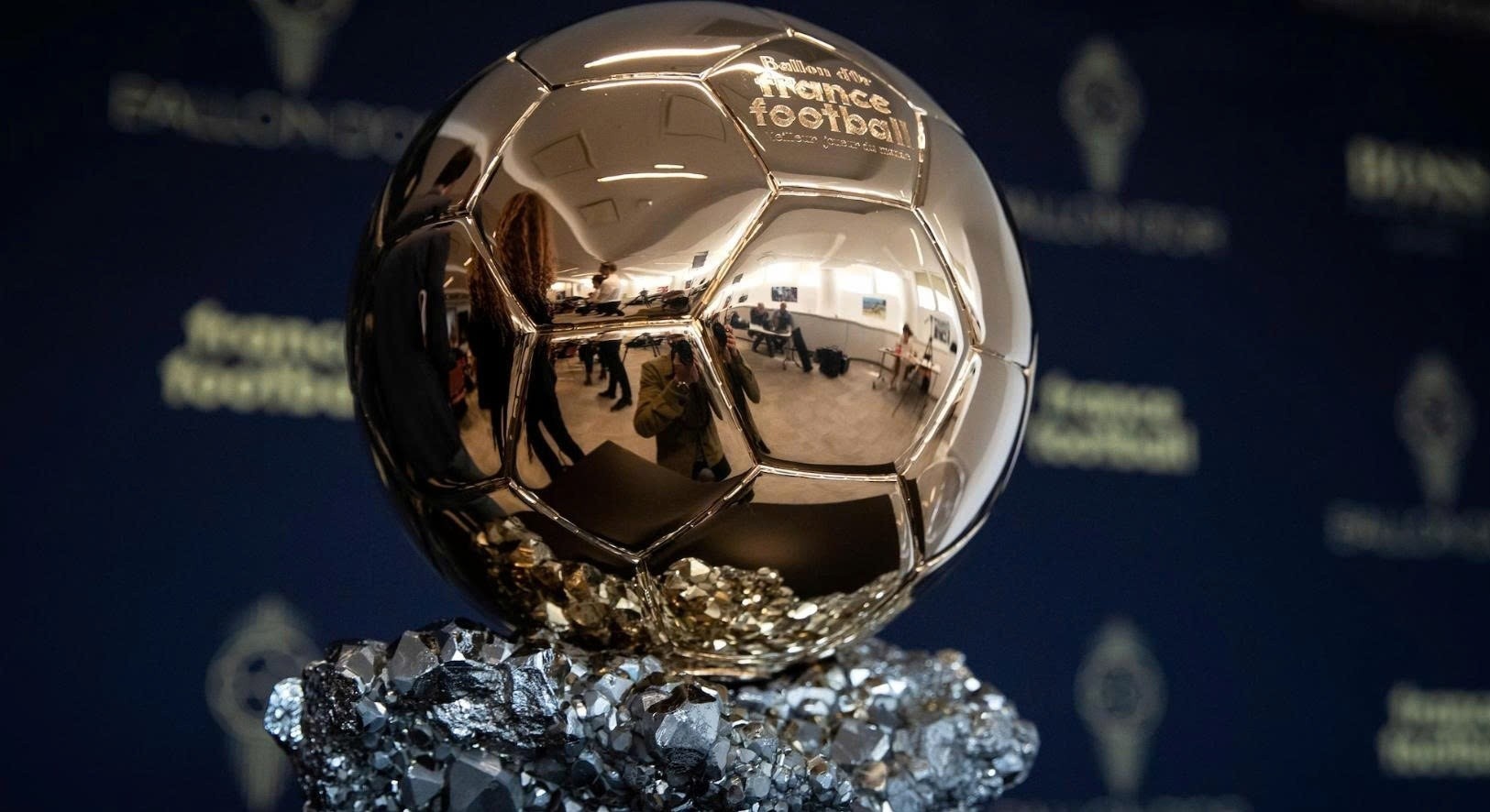 Qua bong vang 2025 lo dien hinh anh