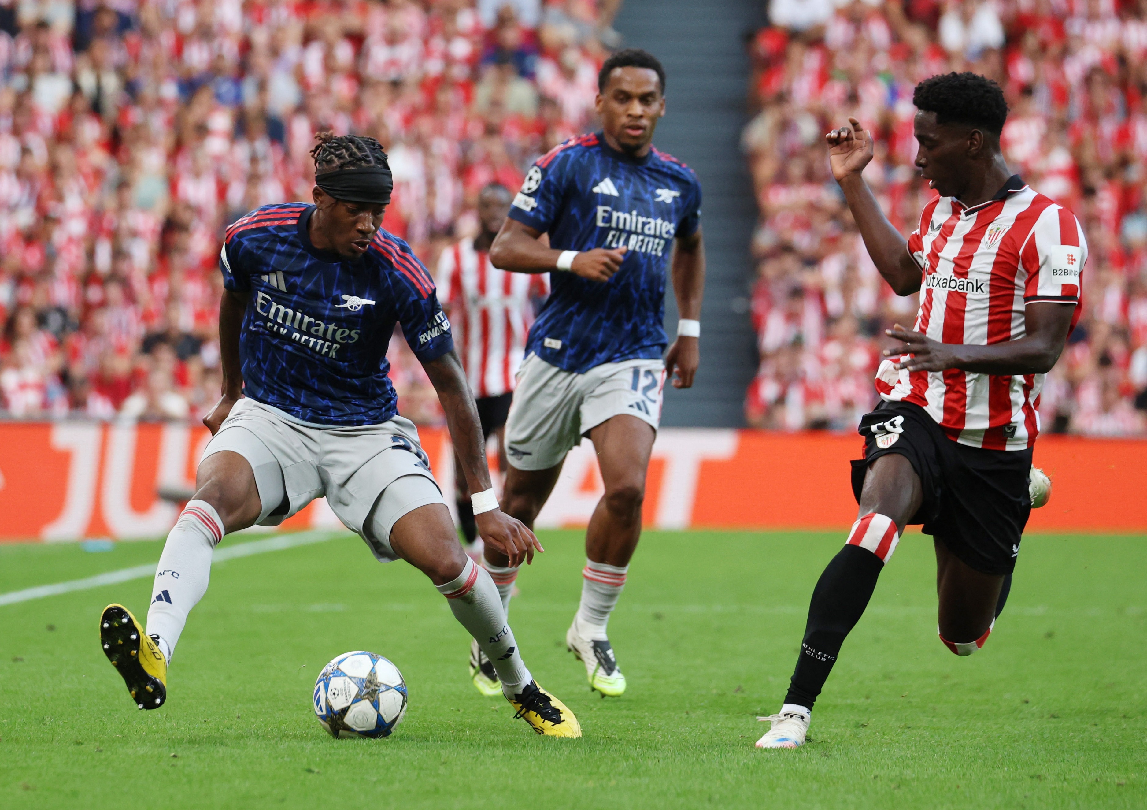 Arsenal don tin du hinh anh