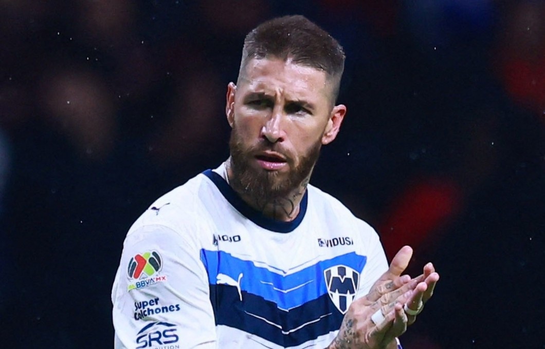 Doi cua Ramos, Martial thua tham hinh anh