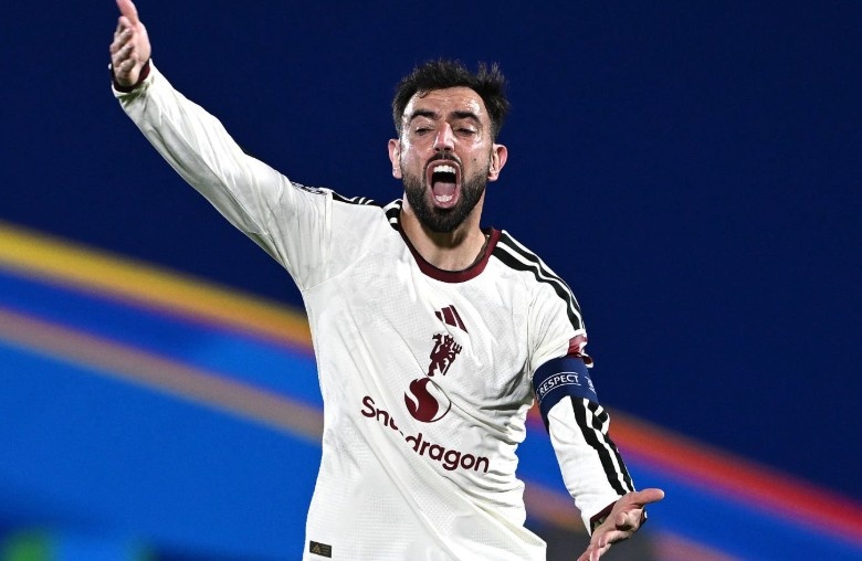 MU thua tan nát trước tân binh ở Champions League
