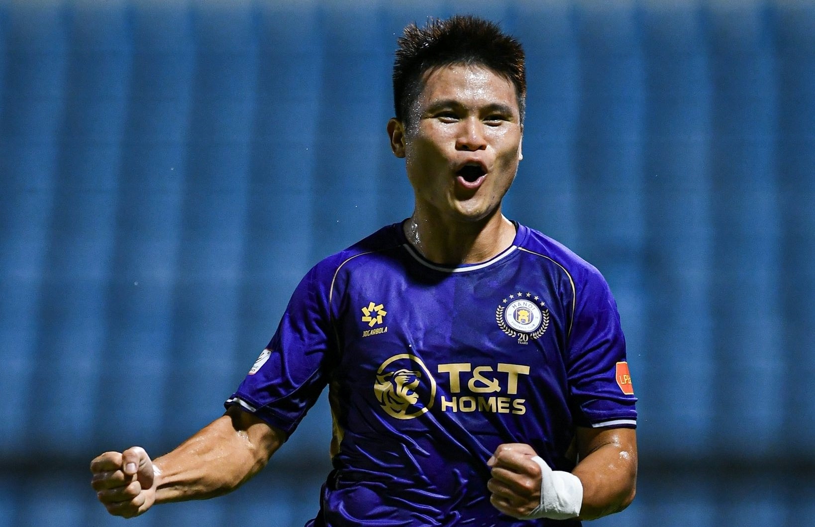 CLB Ha Noi thang tran thu 2 lien tiep hinh anh