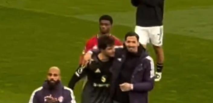 Khoanh khac gay chu y sau tran thang cua MU hinh anh