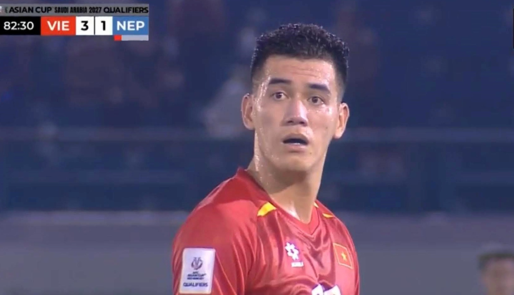 Bieu cam gay sot cua Tien Linh hinh anh