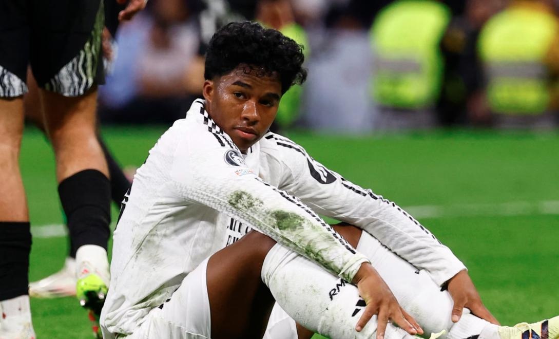 Endrick dat hang hinh anh