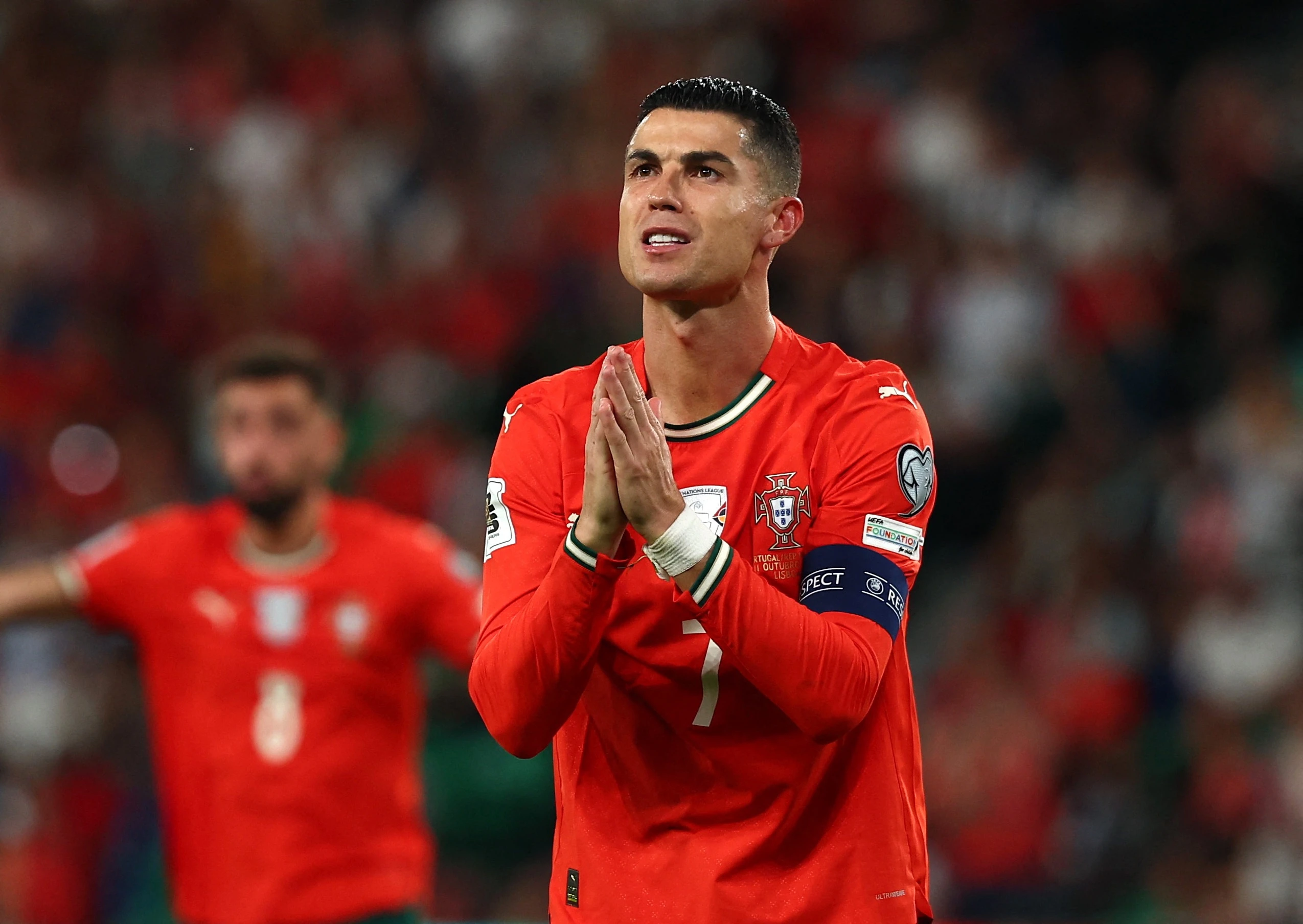 Chinh phu Bo Dao Nha dung 'tu duy Ronaldo' de kich cau hinh anh