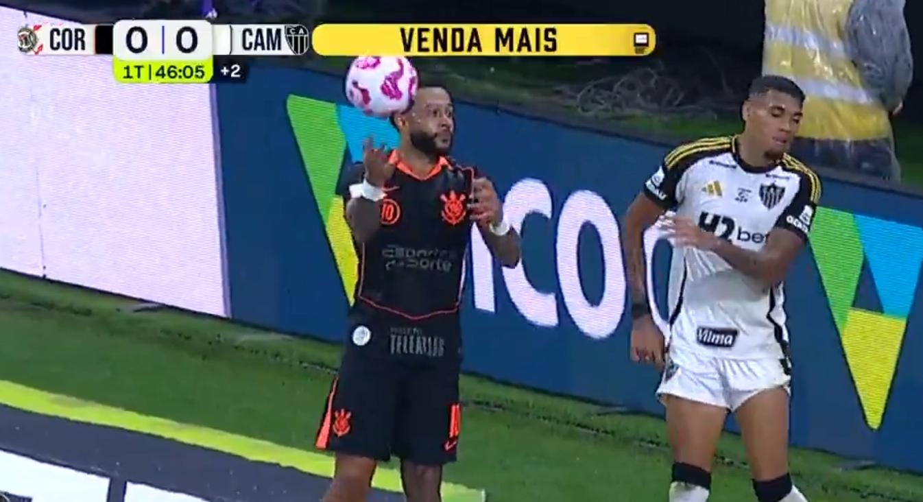 Pha bong lau ca cua Depay hinh anh