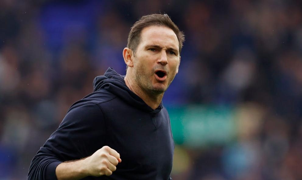 Lampard viet lai lich su 60 nam hinh anh