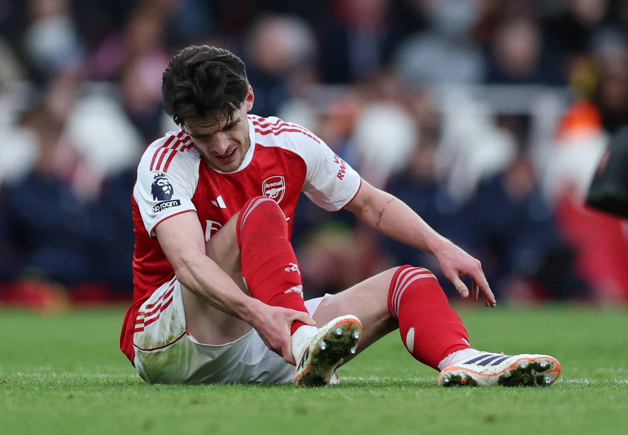 Cu soc voi Arsenal hinh anh