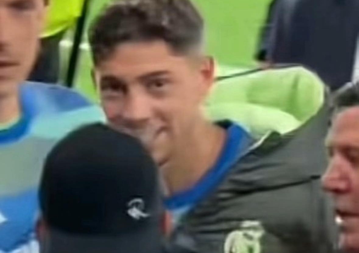 'Nu cuoi treu nguoi' o Sieu kinh dien hinh anh