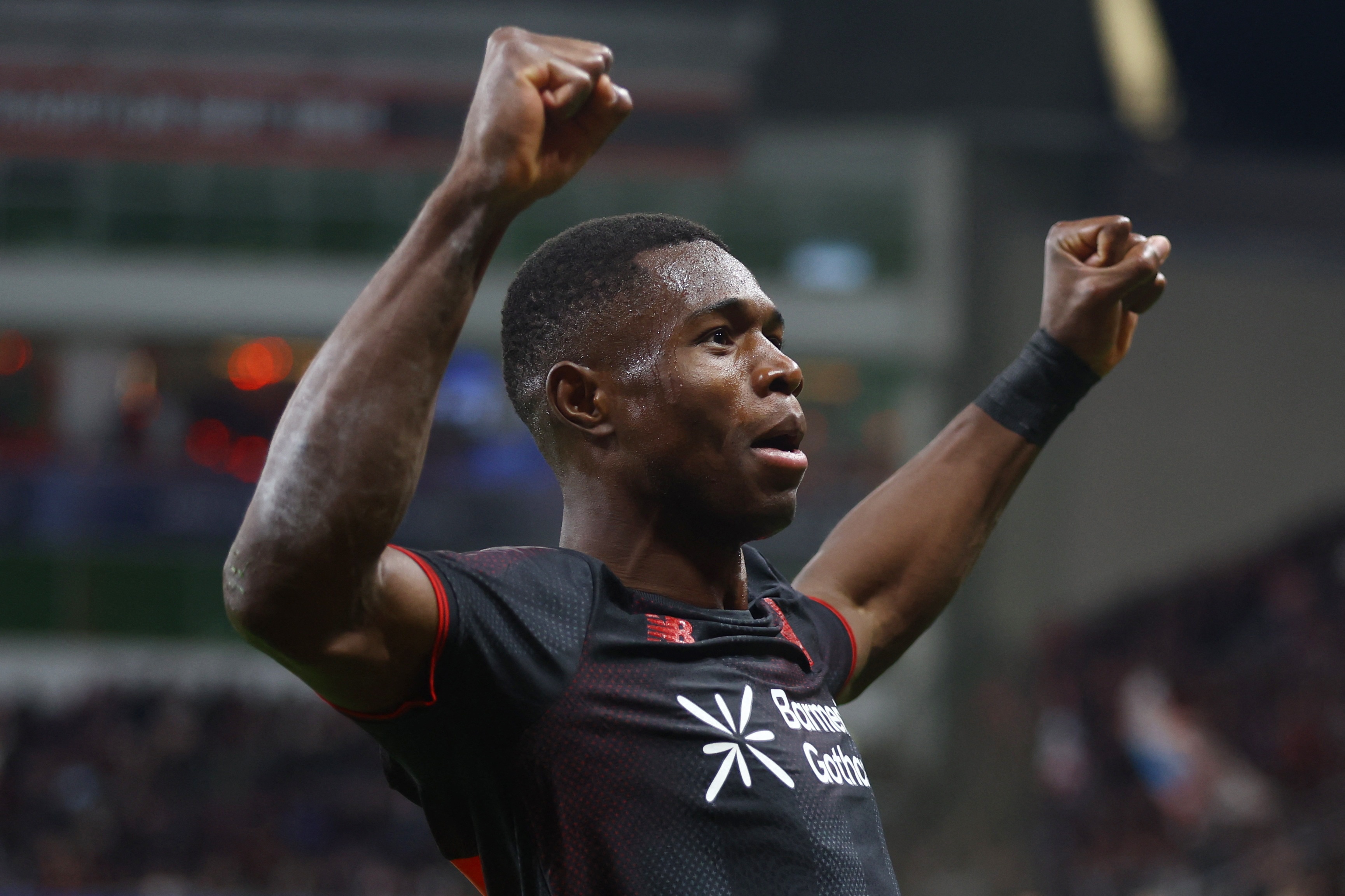 Leverkusen nguoc dong khong tuong hinh anh