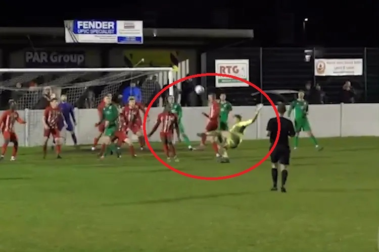 Thu mon 'nga ban den' ghi ban o phut 98 hinh anh