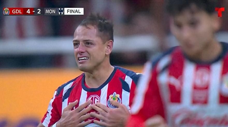 Chicharito bat khoc sau 8 thang 'tit ngoi' hinh anh