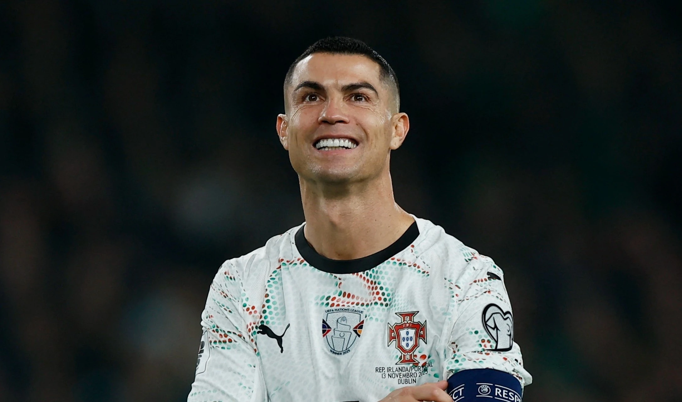 Ronaldo roi tuyen Bo Dao Nha hinh anh