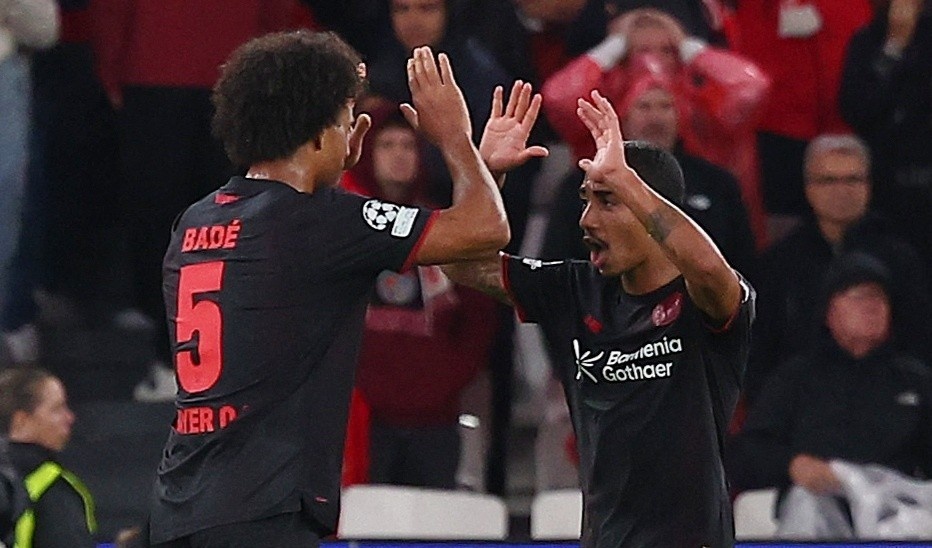 Leverkusen thang hoa hinh anh