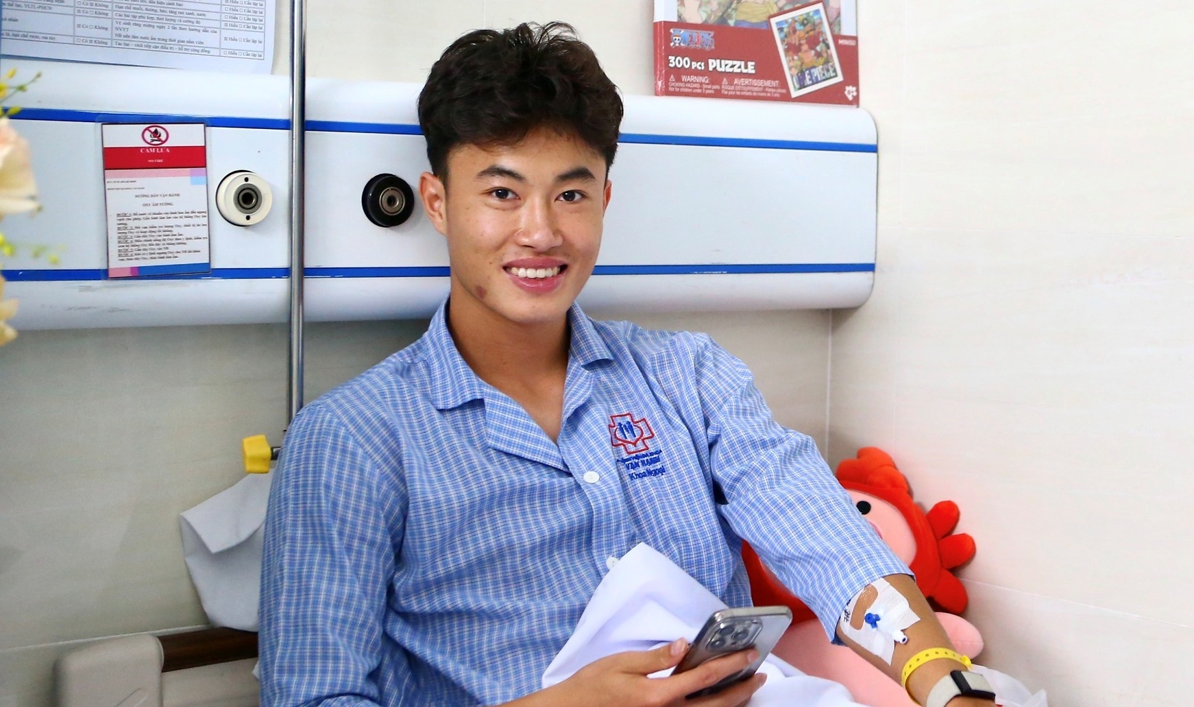 Van Truong nghi het mua hinh anh