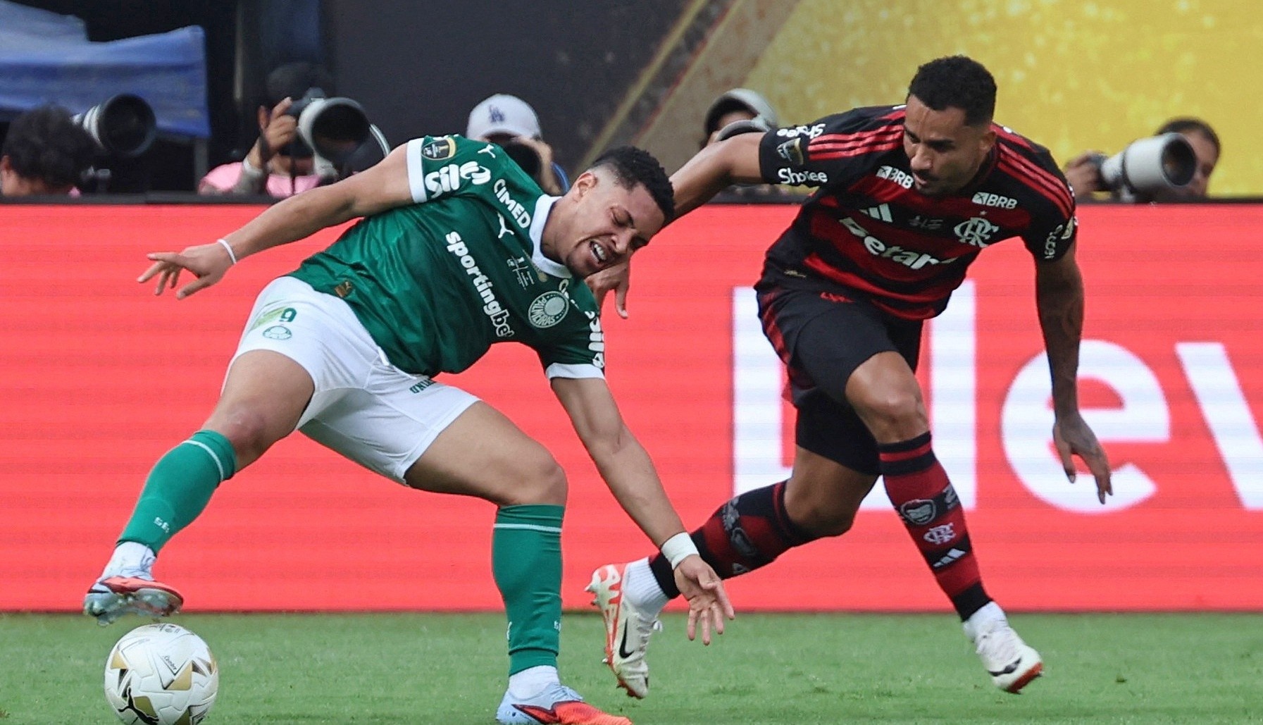 Pha bo lo khong tuong o Copa Libertadores hinh anh