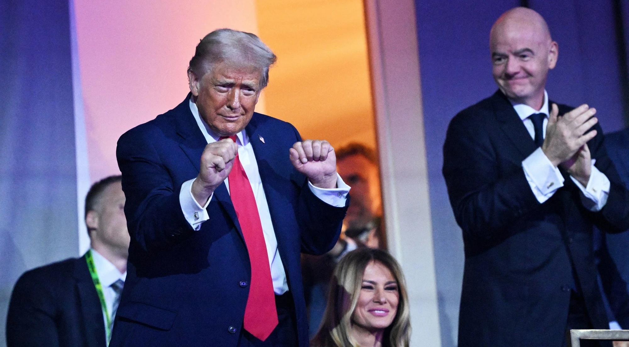 Ong Trump nhay o le boc tham World Cup 2026 hinh anh