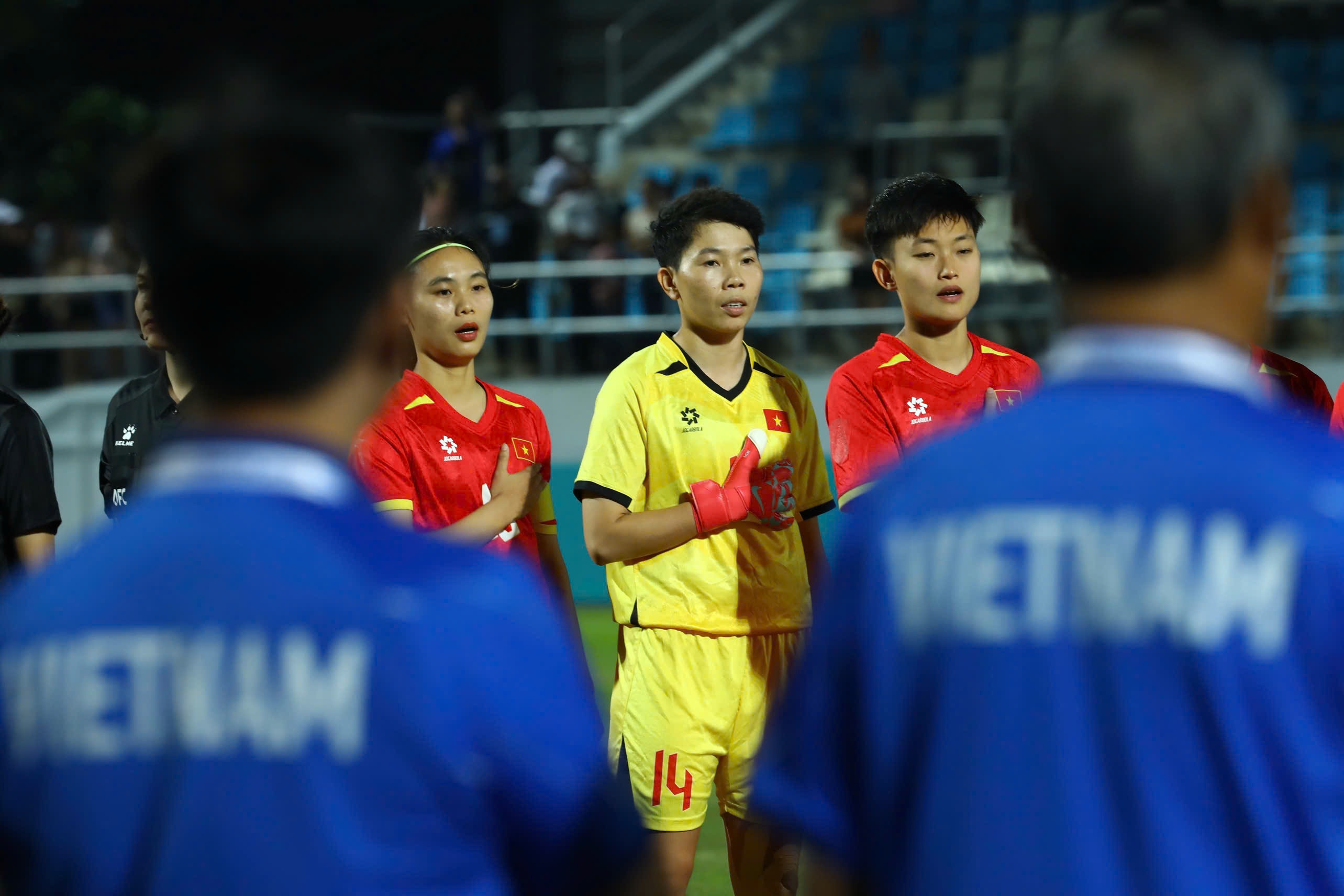 Quyet dinh bat ngo cua tuyen nu Viet Nam hinh anh