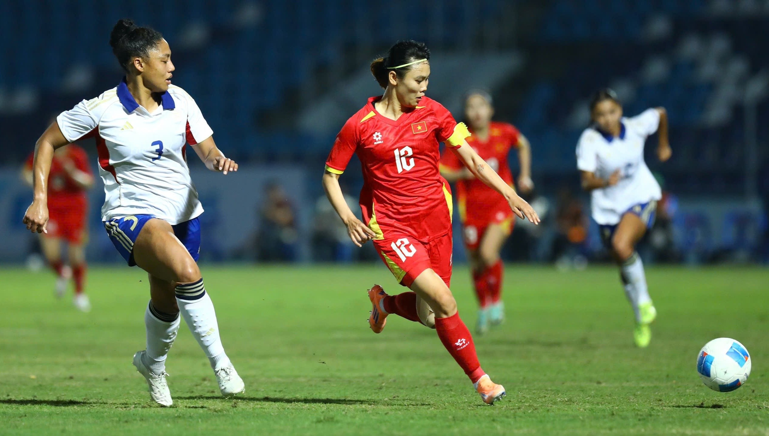 Ban thua nghiet nga phut 94 cua tuyen nu Viet Nam hinh anh