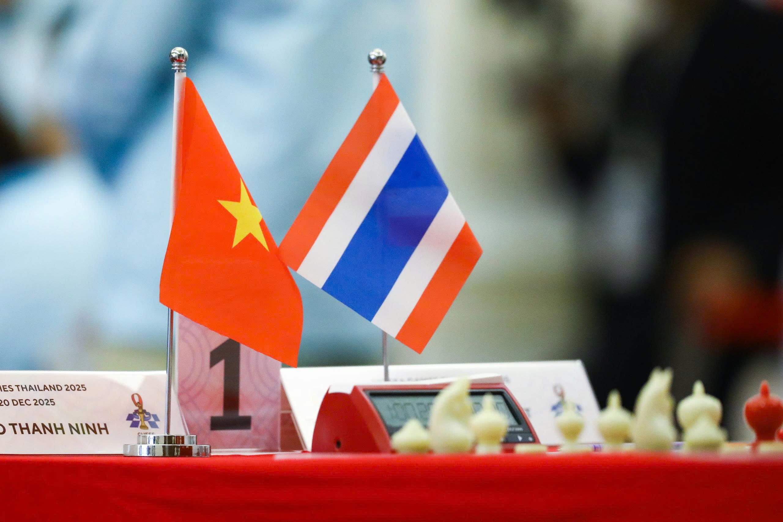 môn cờ lạ ảnh 3 mon co la anh 3