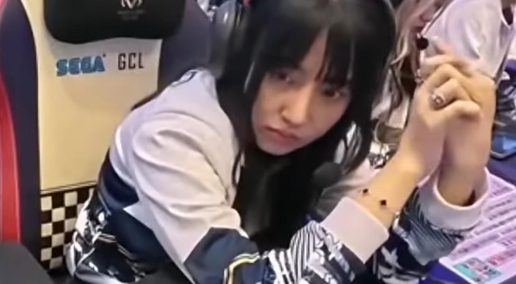 Loat hanh dong la cua nu VDV Lien Quan Thai Lan hinh anh