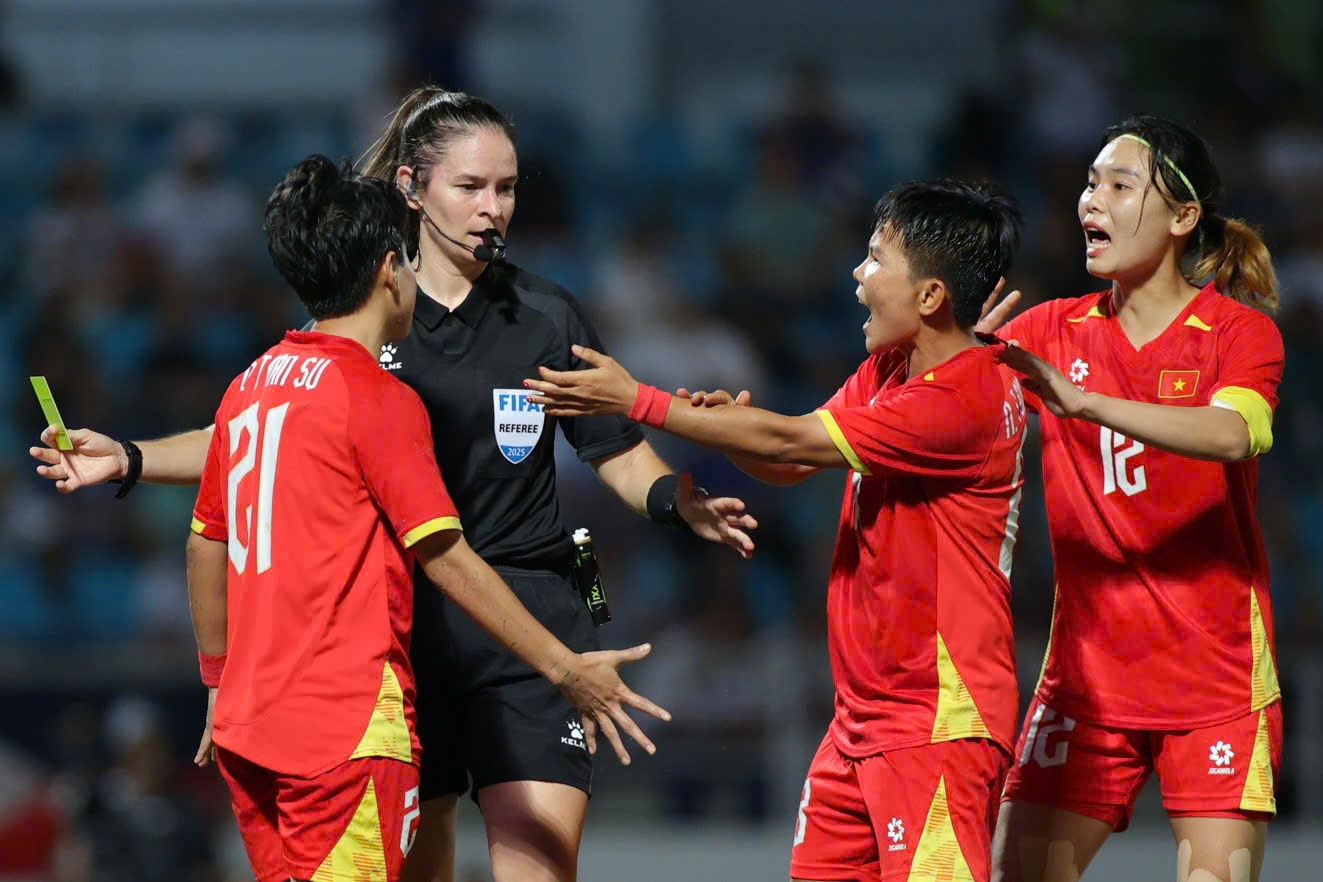 AFC nhac lai ban thang bi tu choi cua tuyen nu Viet Nam hinh anh