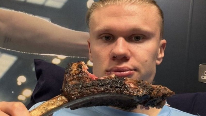 Thoi quen an uong cua Haaland gay chu y hinh anh