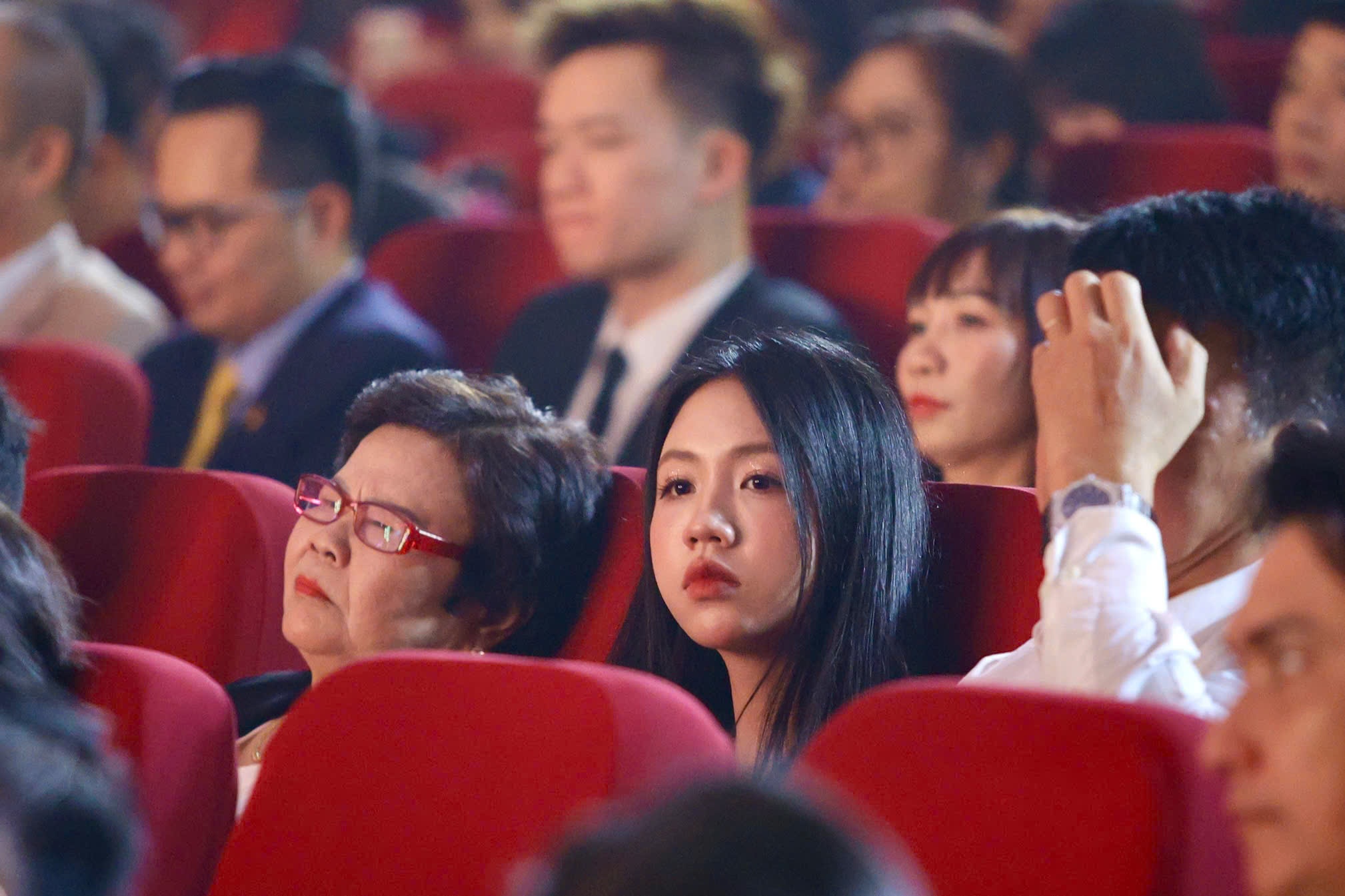 'Hot girl' tuyen Viet Nam gay chu y o gala Qua bong vang 2025 hinh anh