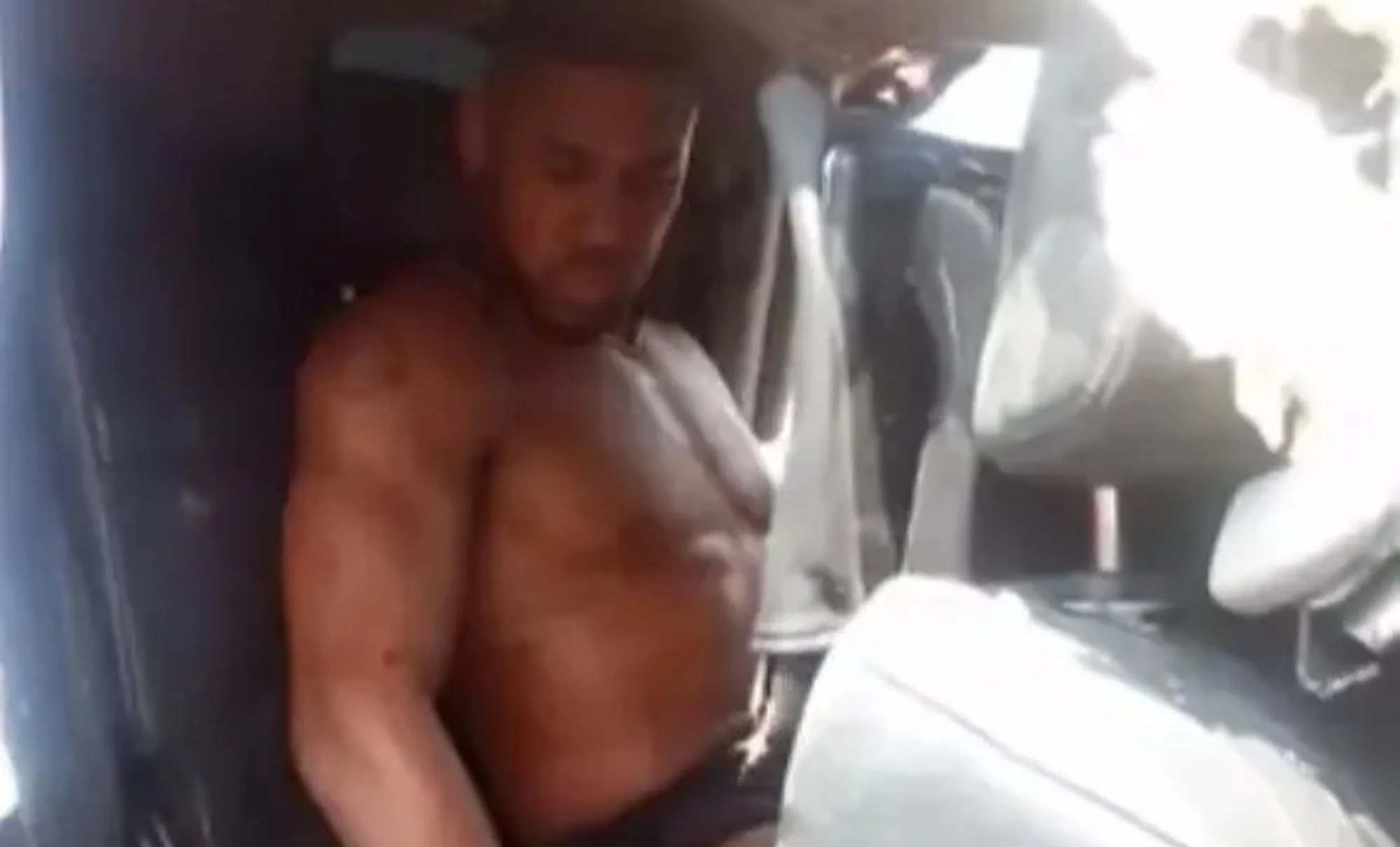 Anthony Joshua nhap vien sau vu tai nan giao thong khien 2 nguoi chet hinh anh