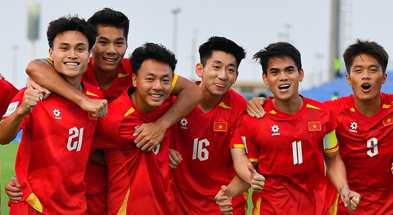 Bao Thai Lan nga mu truoc U23 Viet Nam hinh anh